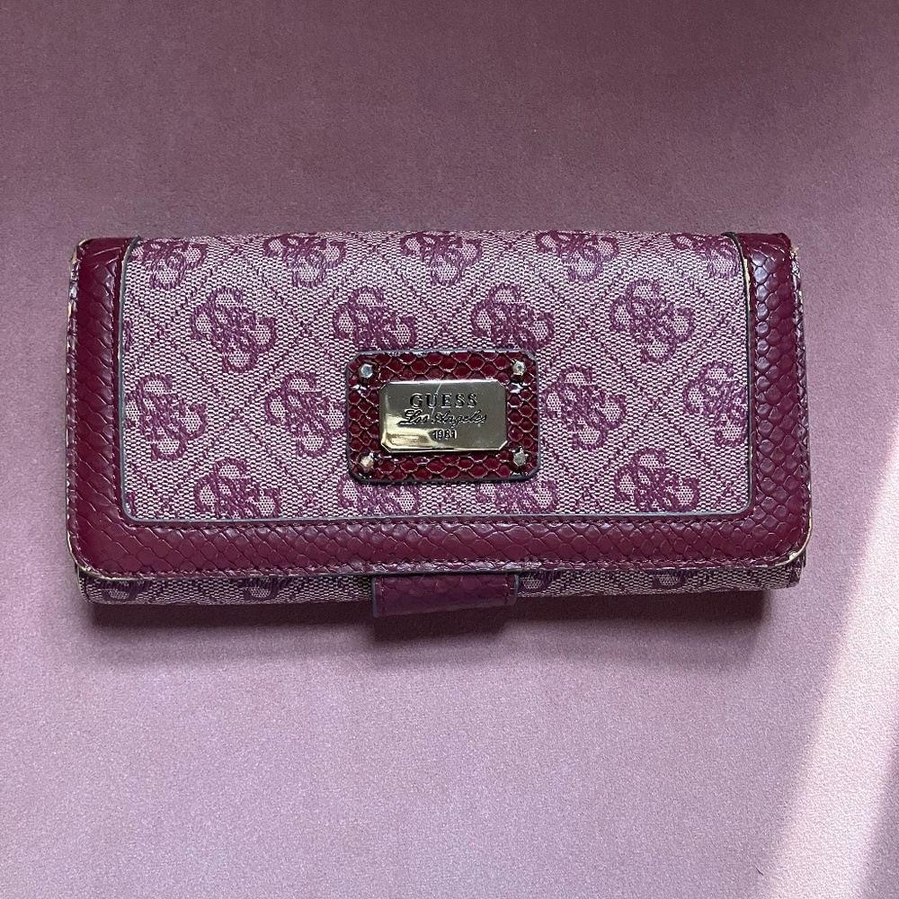 Guess Wallet
